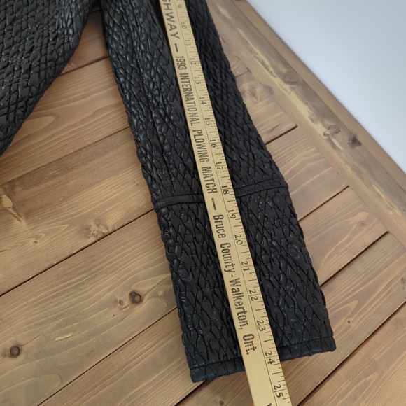 Black Quilted Double Breasted Fall Jacket - Picture 15 of 16